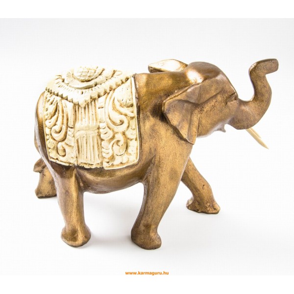 Emelt ormányú elefánt műanyag szobor színes nyereggel - 20 cm
